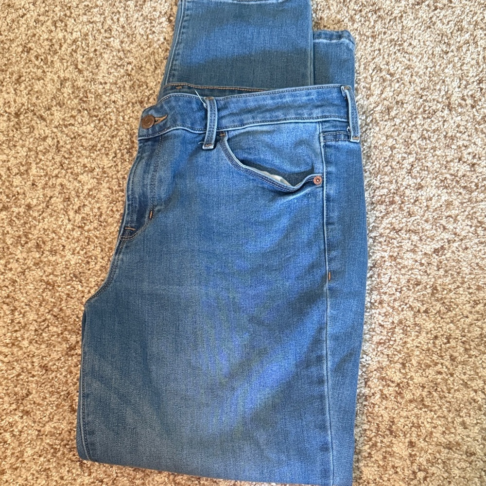 Old Navy Women's Straight Leg Blue Jeans